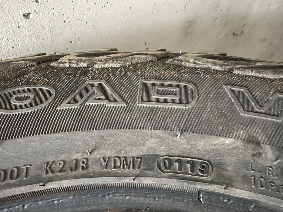 Гуми за джип KUMHO ROAD VENTURE MT51 245/75 R16 118/115Q