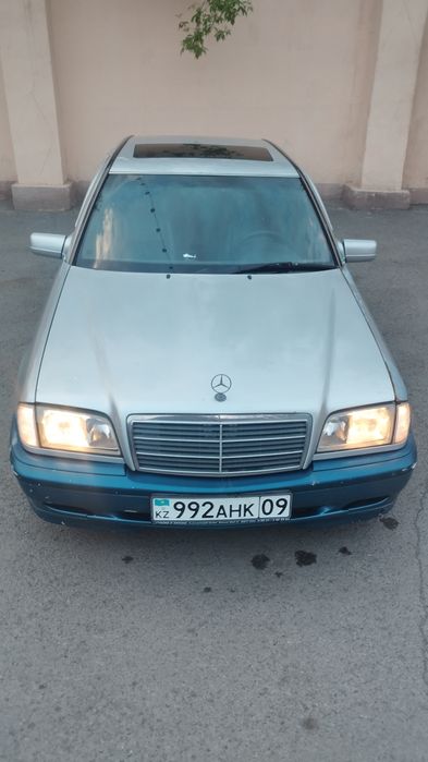 Продам Мерседес с-202