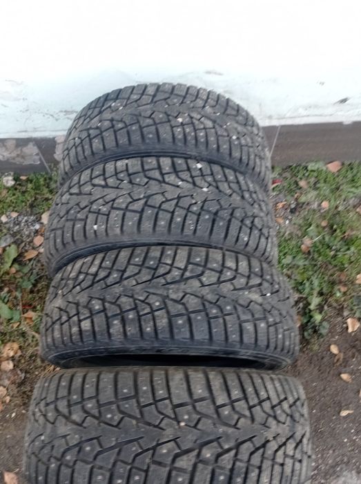 Продам резину. .