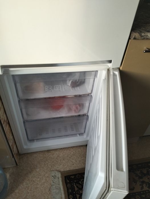 Продам холодильник беко