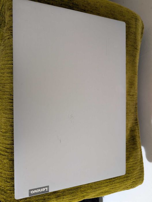 Laptop  Lenovo IdeaPad L340-17, i5 Gen.8, ssd 250 Gb, ram 8 gb