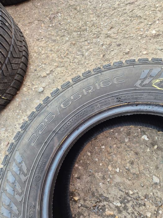 2 Anvelope de IARNA - 225/65/16C - NOKIAN - CA UNELE NOI DOT 2024