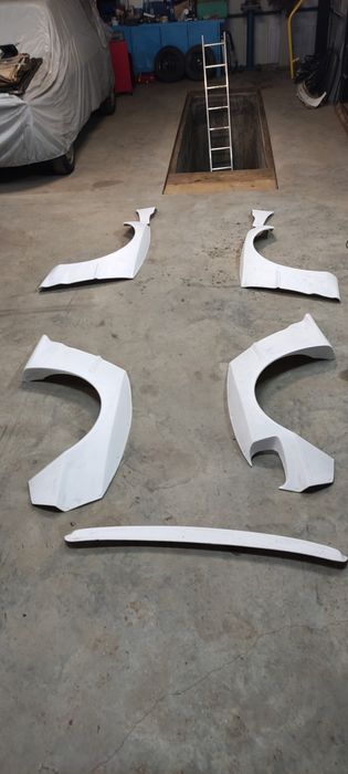 Vând kit pandem bmw e46 coupe face lift