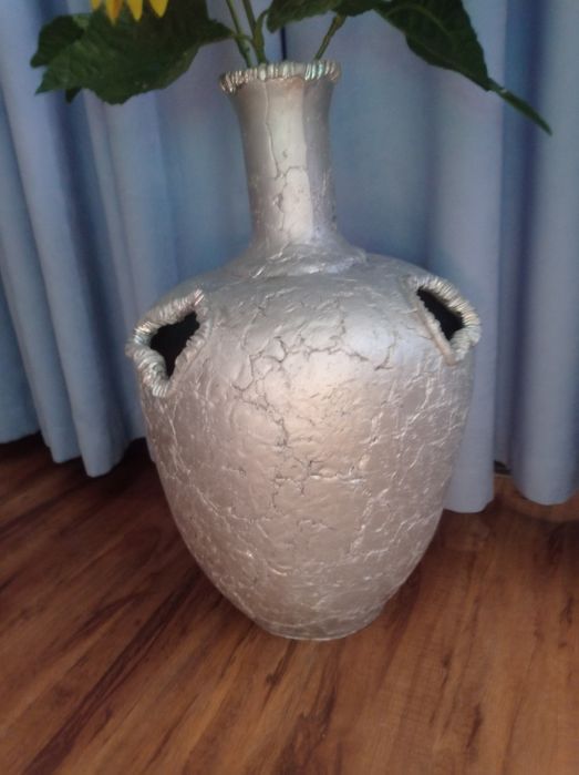 ПРОДАЁТСЯ НАПОЛЬНАЯ Ваза и Подставка для Цветов