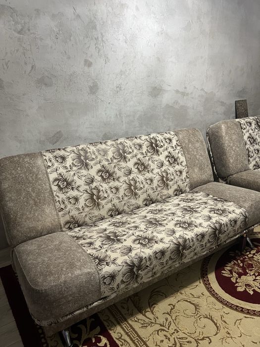 Продам диван+2 кресла