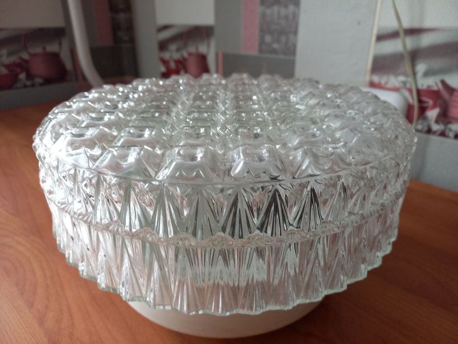 Продам советскую люстру  в хор сост