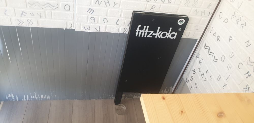 Vând toneta/container