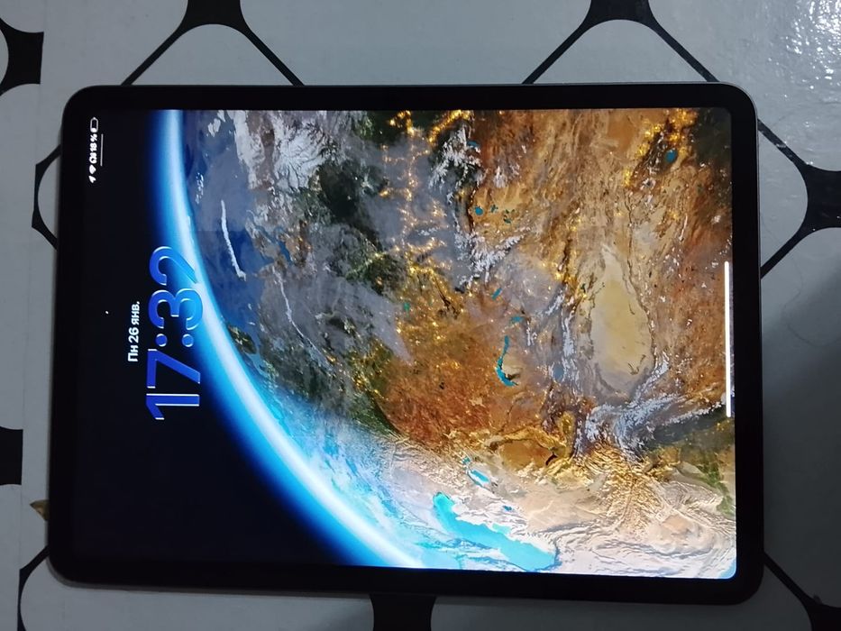 Продам Ipad Pro (2 поколения)