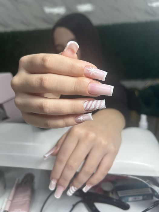 Unghii Pitești! Salon Secret Studio And Sun