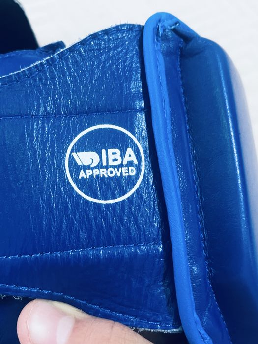 Продам боксерский комплект