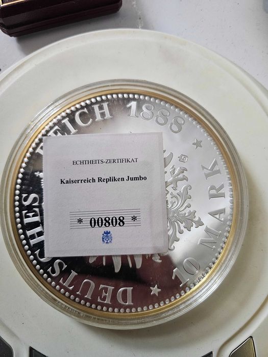 Pentru colecționari!