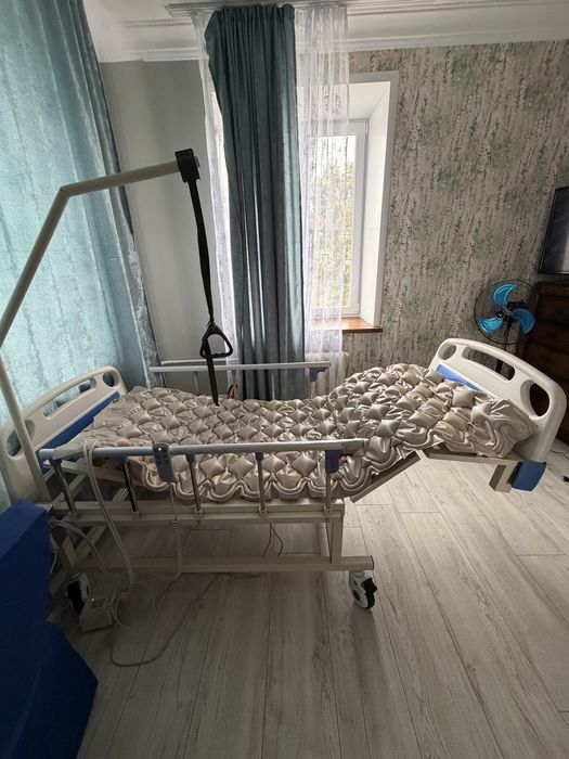 Продам кровать инвалидную.