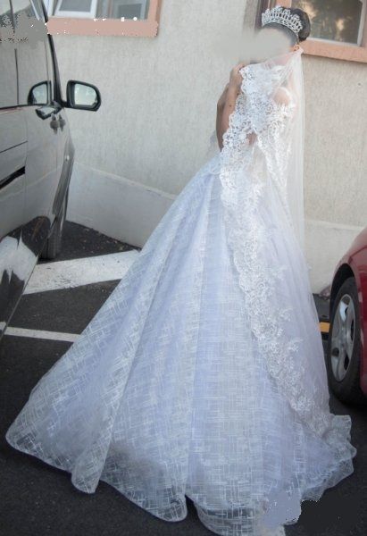 булчинска рокля.