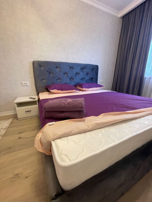 По часам квартира. г Актобе 8 мкр. 11 мкр. 12 мкр. Космос. Батыс 2