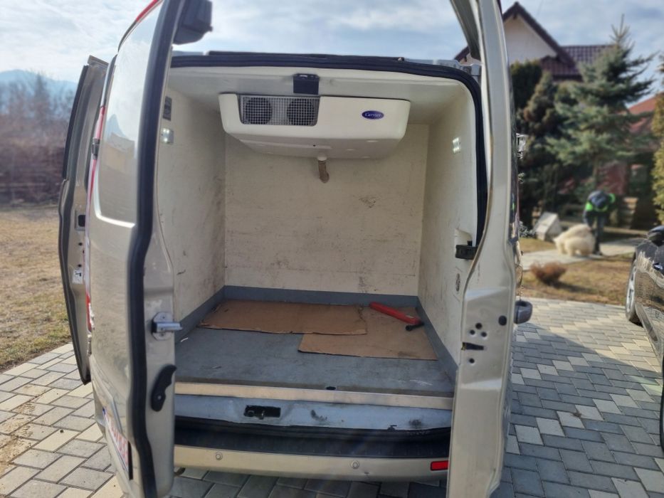 Ford Transit Custom 6 locuri + frigorific