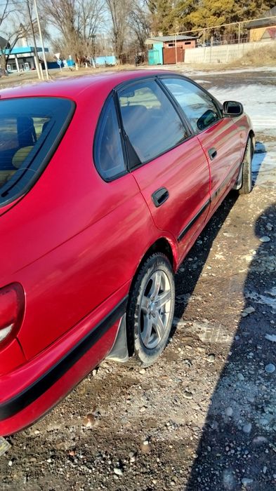 Продам срочно машину