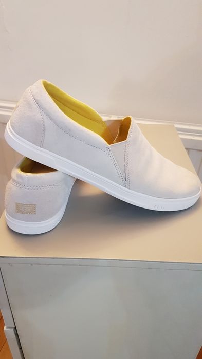 Trainers unisex marime 42