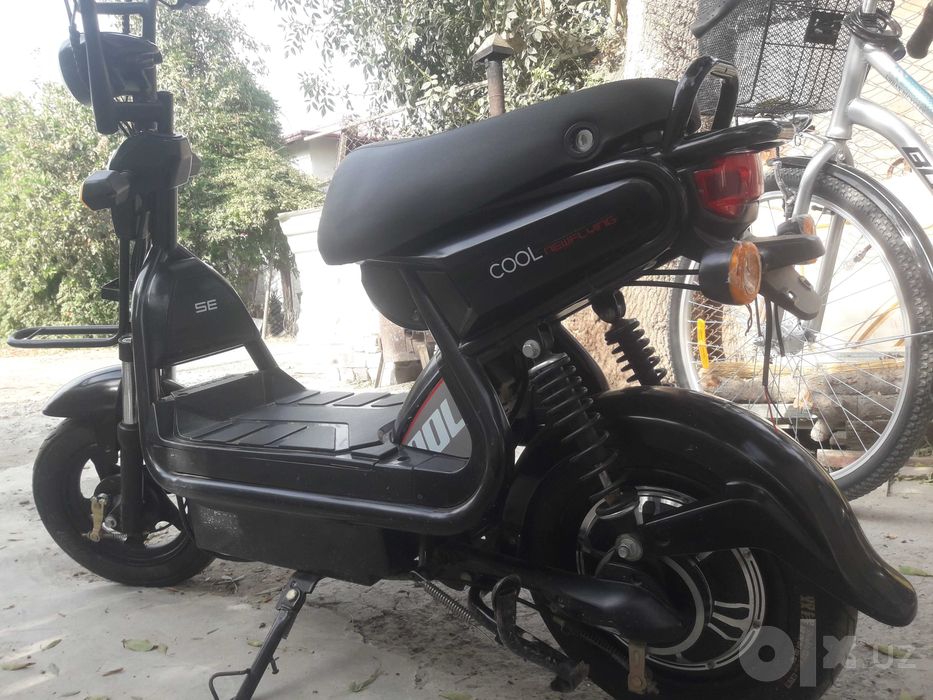 Электро скутер мотор 500w первый выпуск почти новый без батарей