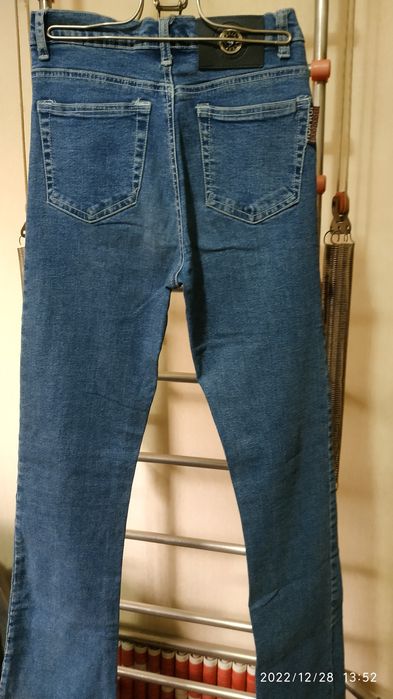 Джинсы для девочки