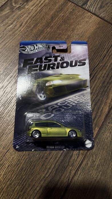 Hot Wheels колички - нови, запечатани