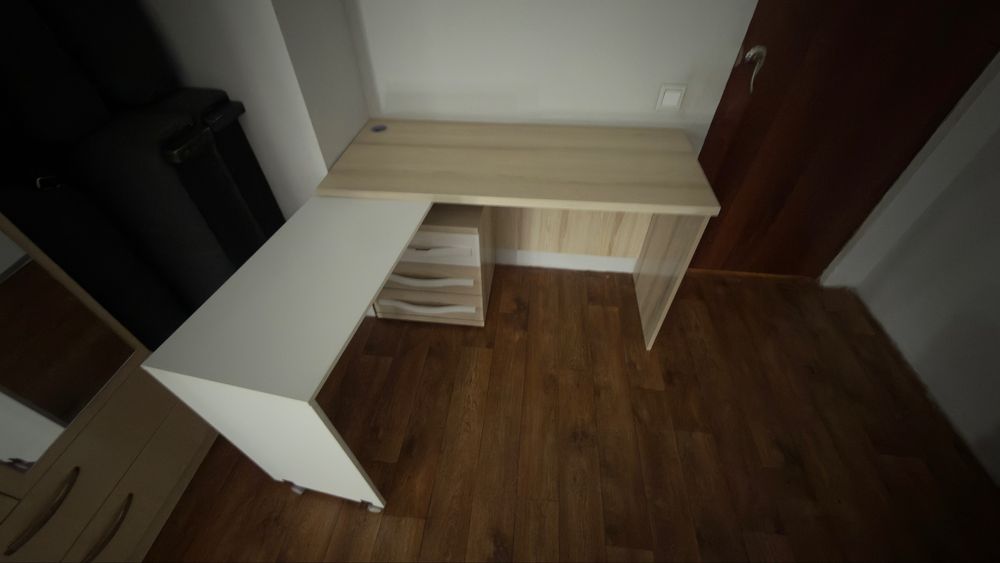 письменный школьный стол