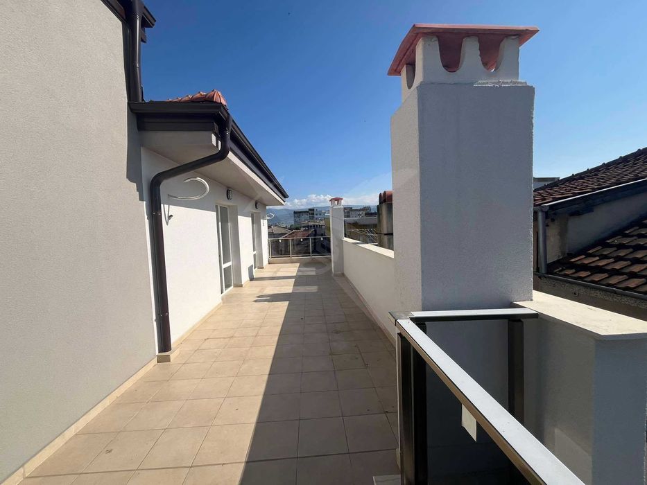 Продава се Тристаен апартамент в Пловдив, Кючук Париж - 127 кв.м за 1200 €/кв.м - Снимка #10