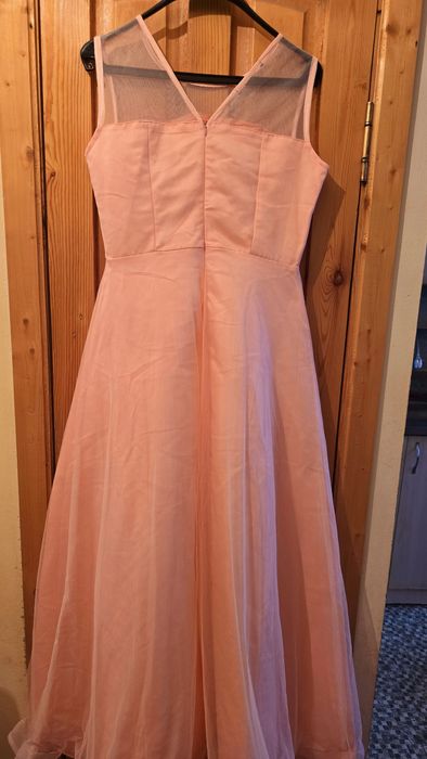 Платье на выпускной.