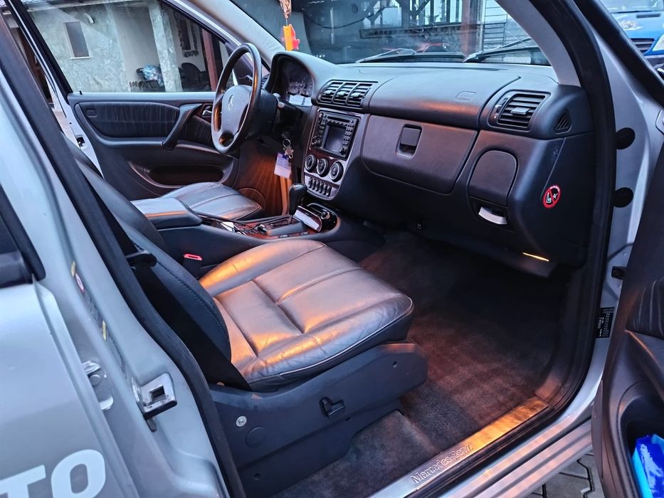 Mercedes-Benz ML 270