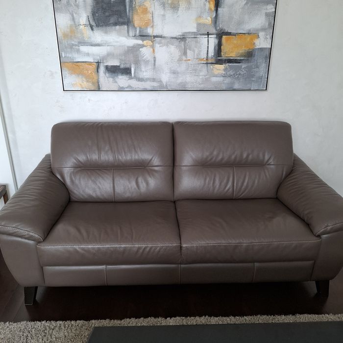 Луксозни дивани естествена кожа – малък и голям – отлично състояние