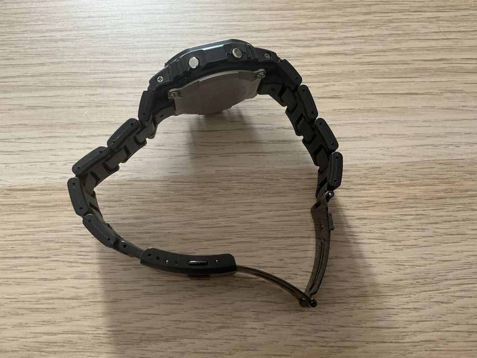 Casio G-Shock GW-B5600BC-1BER Bluetooth Tough Solar. Nu fac schimburi.