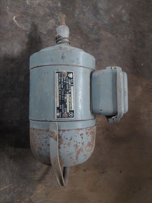 Электродвигатель