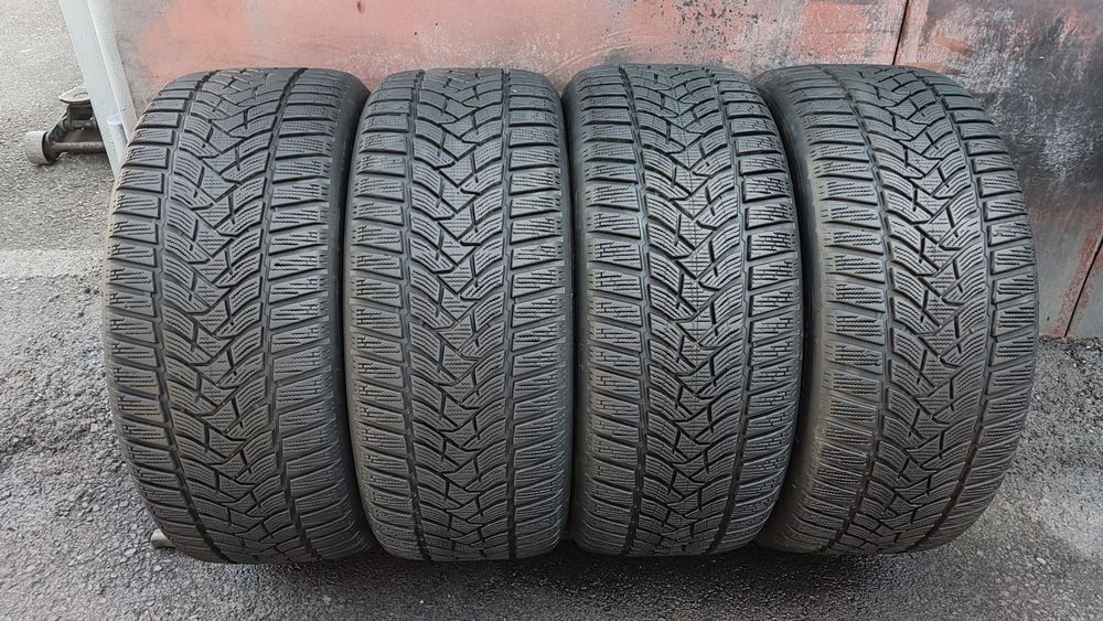 4бр. зимни гуми 235/45/18 Dunlop Winter Sport 5 
dot23