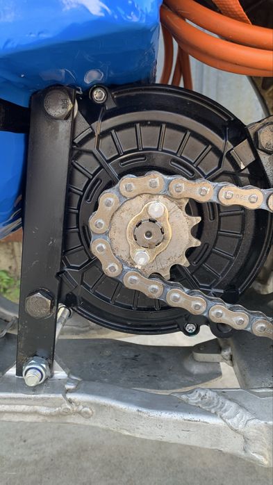 Motocicleta electrica Yamaha 450 alternativa surron ultra bee light