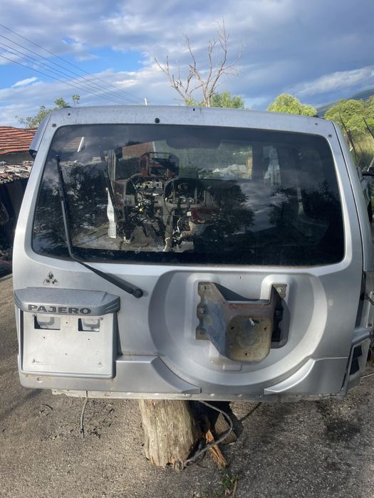 Заден капак пета врата мицубиши паджеро mitsubishi padjero 3 2006