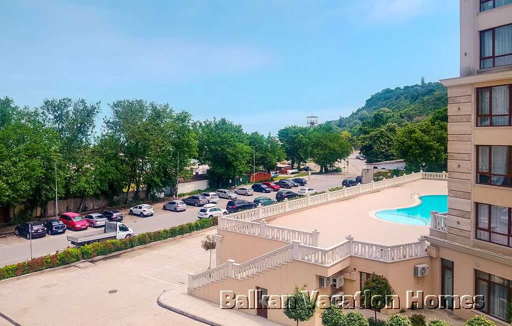 Очарователен двустаен апартамент с морска гледка в комплекс ”Varna South Bay Residence”