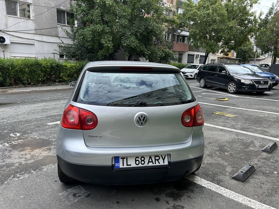 De vanzare golf 5