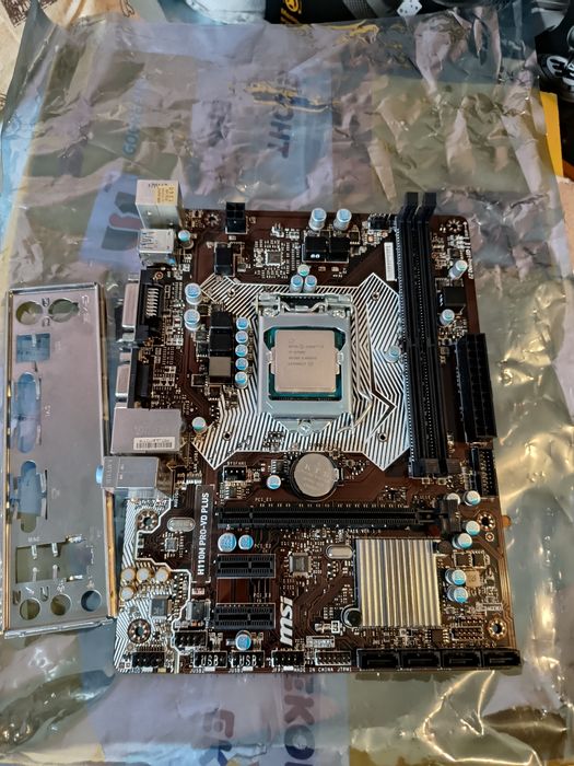 Дъно и процесор intel i7 6700k