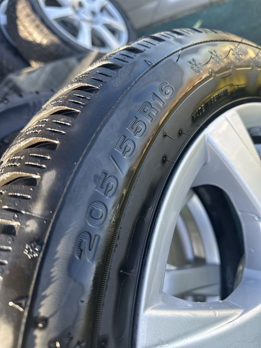 Set jante 5X112 Cauciucuricuri 205/55  R16  iarnă Dot 2024