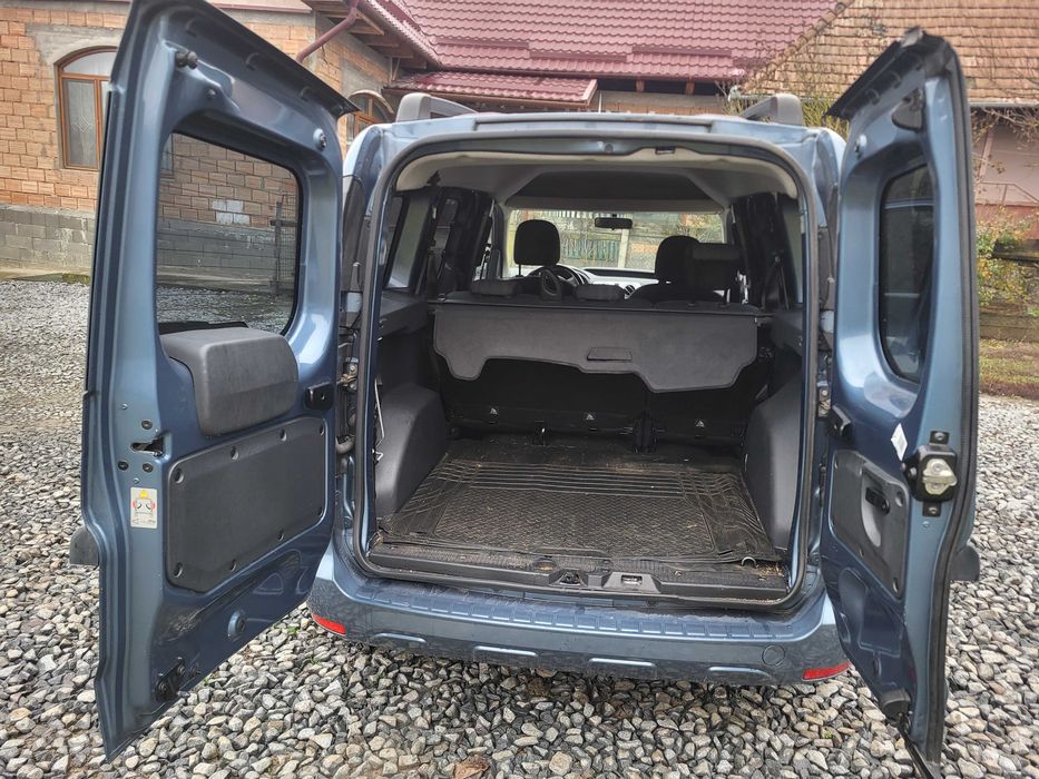 De wănzare Dacia dokker