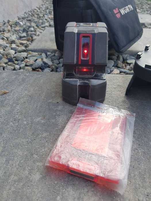 Nivela laser cu linii Wurth