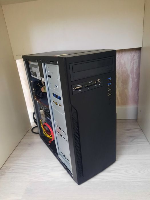 Настольные компьютеры