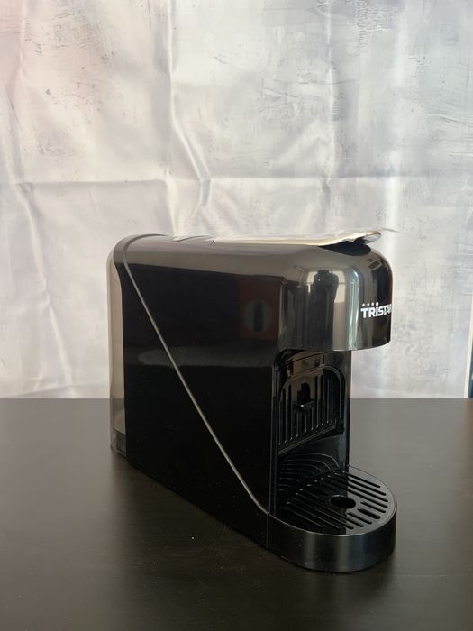 Еспресо кафемашина с капсули Tristar (CM-2300) 20 Bar - нова