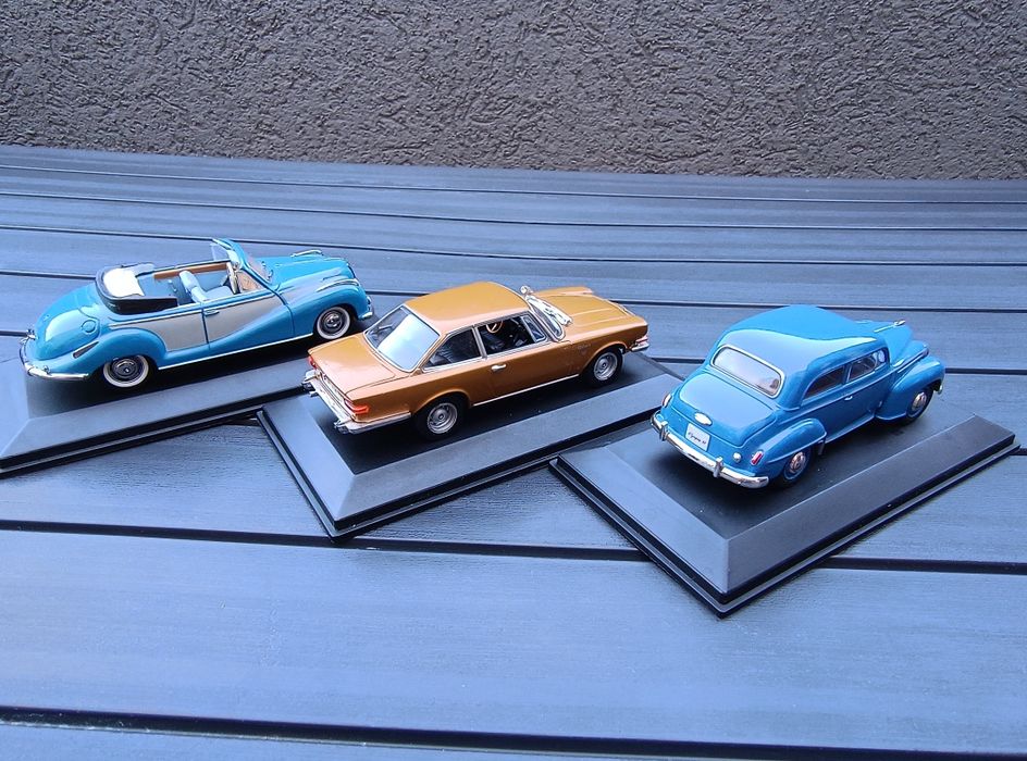 Trei machete scara 1:43