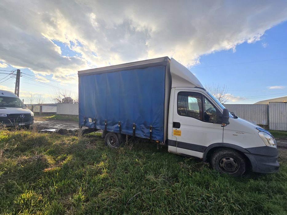 Motor iveco  motor Sprinter prelata pe role punte iveco cutie iveco da