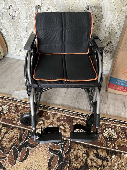 Продаю кресло коляска для взрослых