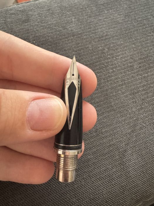 Capat stilou Sheaffer aur alb 18k