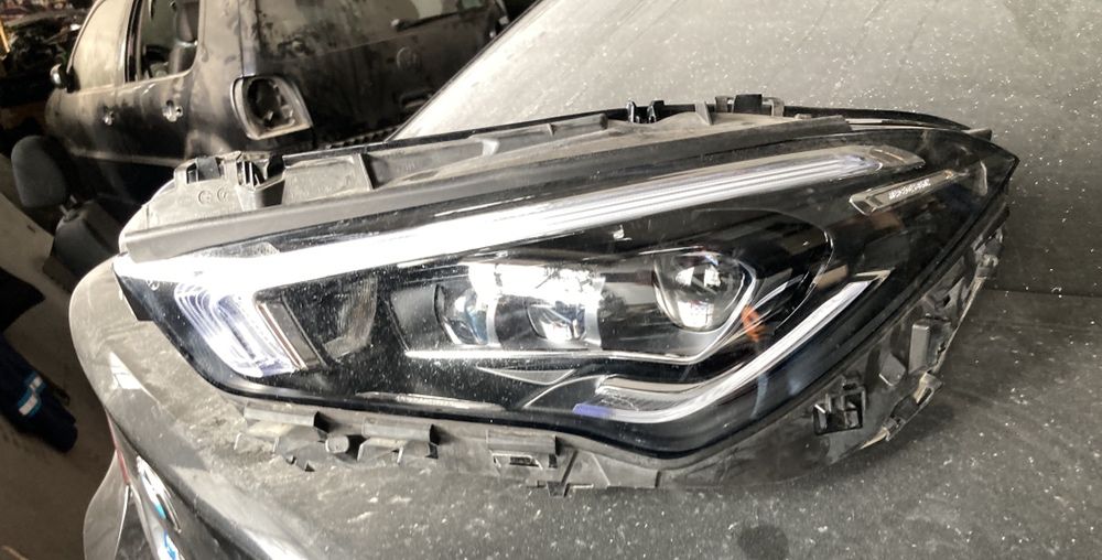Far Mercedes CLA 2 C118 2019 - 2022 CLA 2  w 118 far stanga
