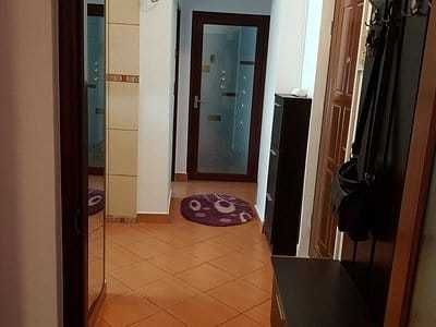 Inchiriez apartament 2 cam dec. metrou Brancoveanu