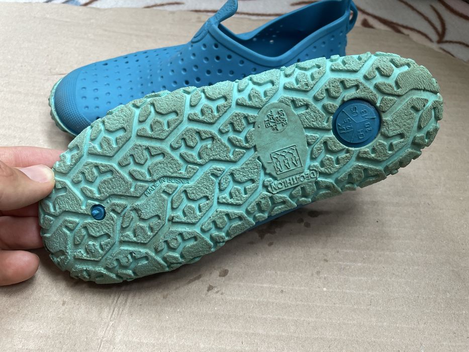 Papuci piscină copii Decathlon Aquadots 100 – mărimea 31/32 (20 cm)