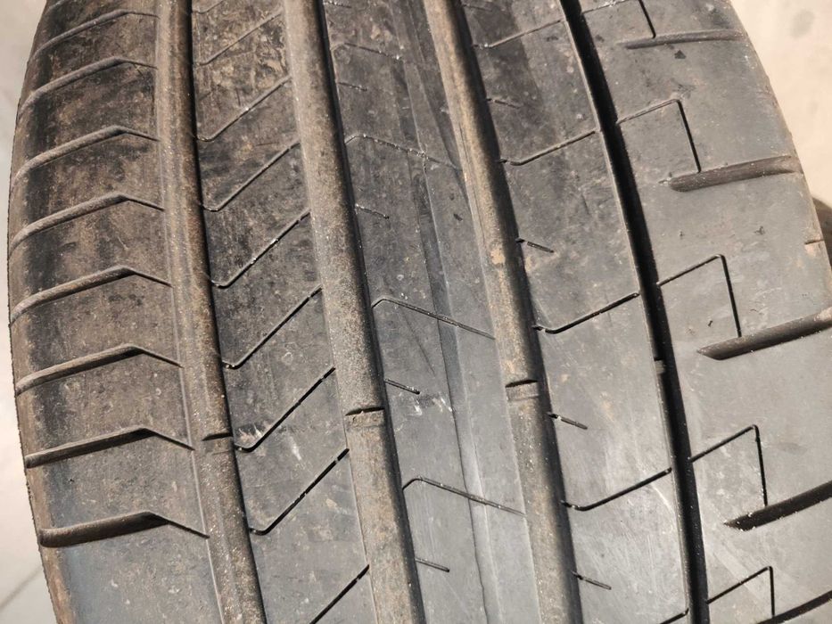 4бр.летни гуми 295/35/21-265/40/21 Pirelli спорт пакет